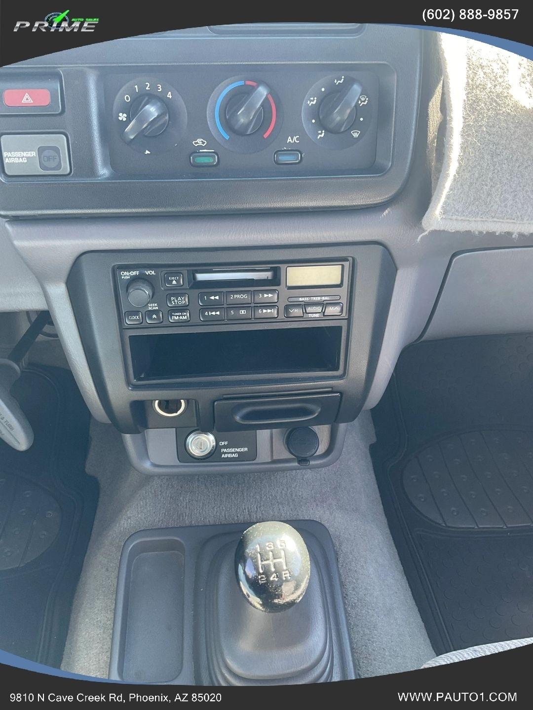 Nissan Frontier  2000