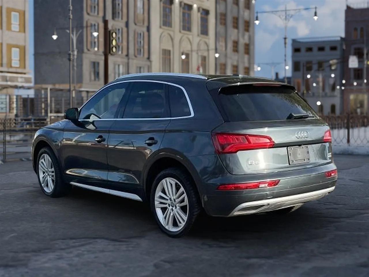 Audi Q5  2018