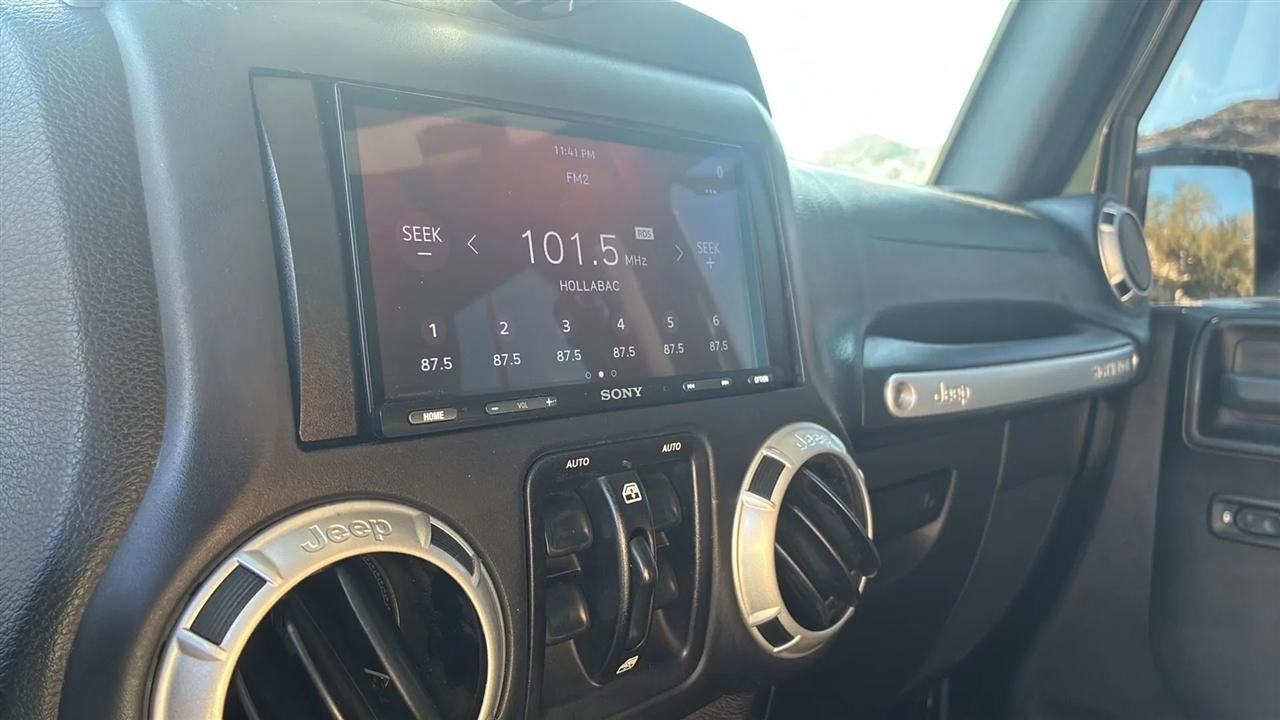Jeep Wrangler  2016