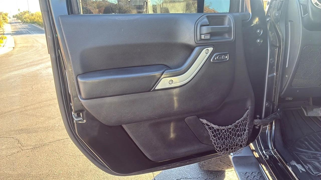 Jeep Wrangler  2016