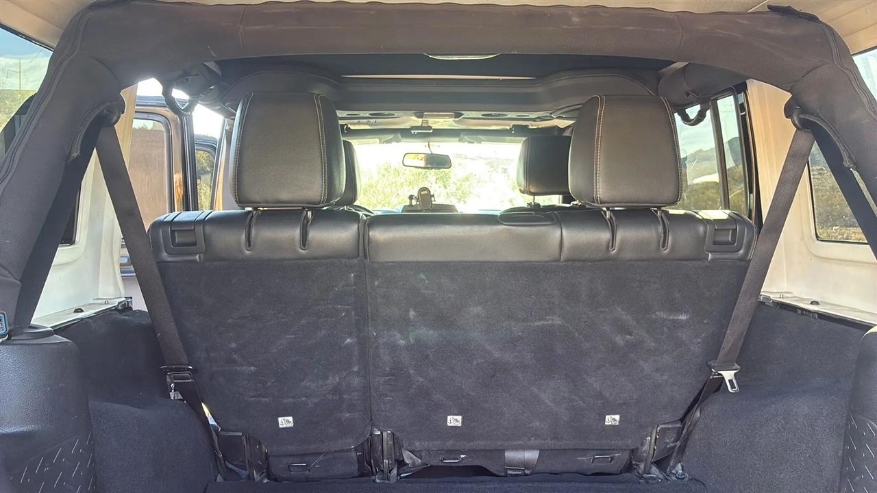 Jeep Wrangler  2016