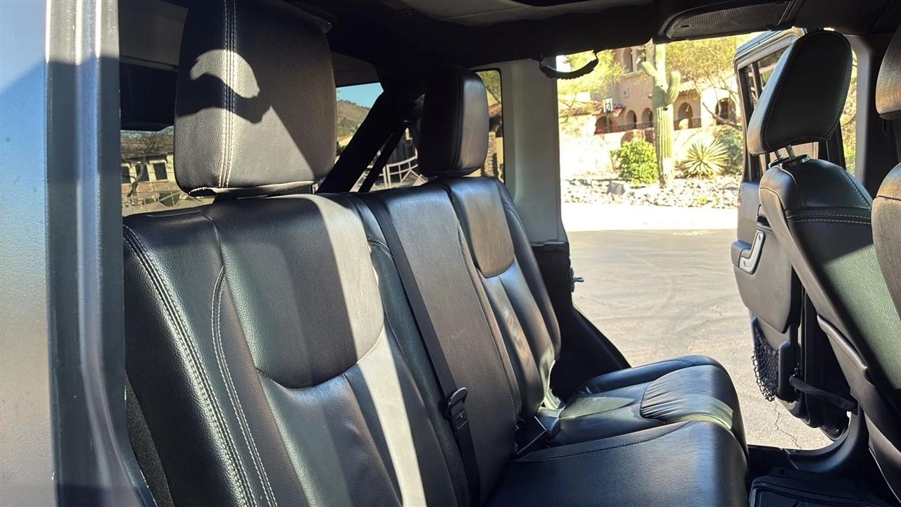 Jeep Wrangler  2016