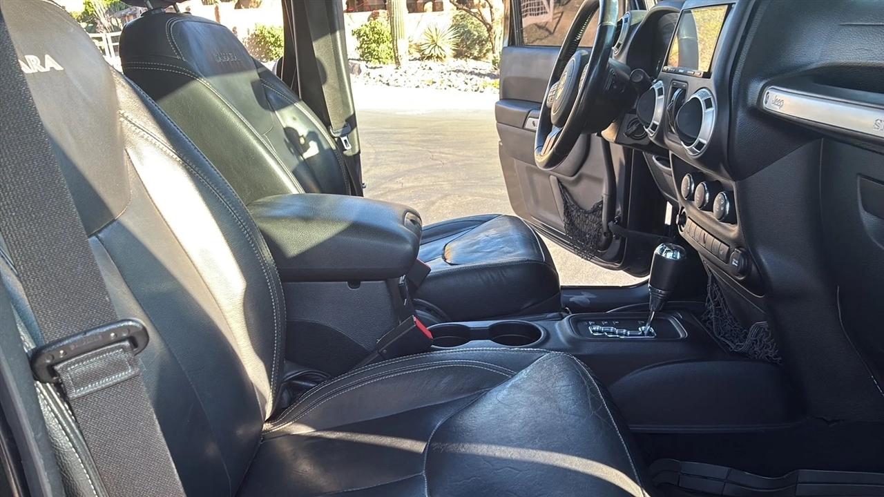 Jeep Wrangler  2016
