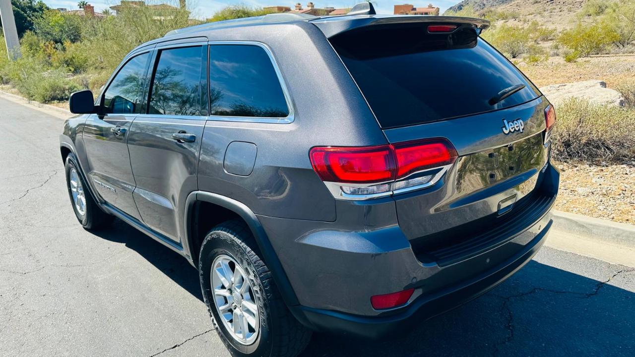 Jeep Grand Cherokee Laredo 2WD 2020