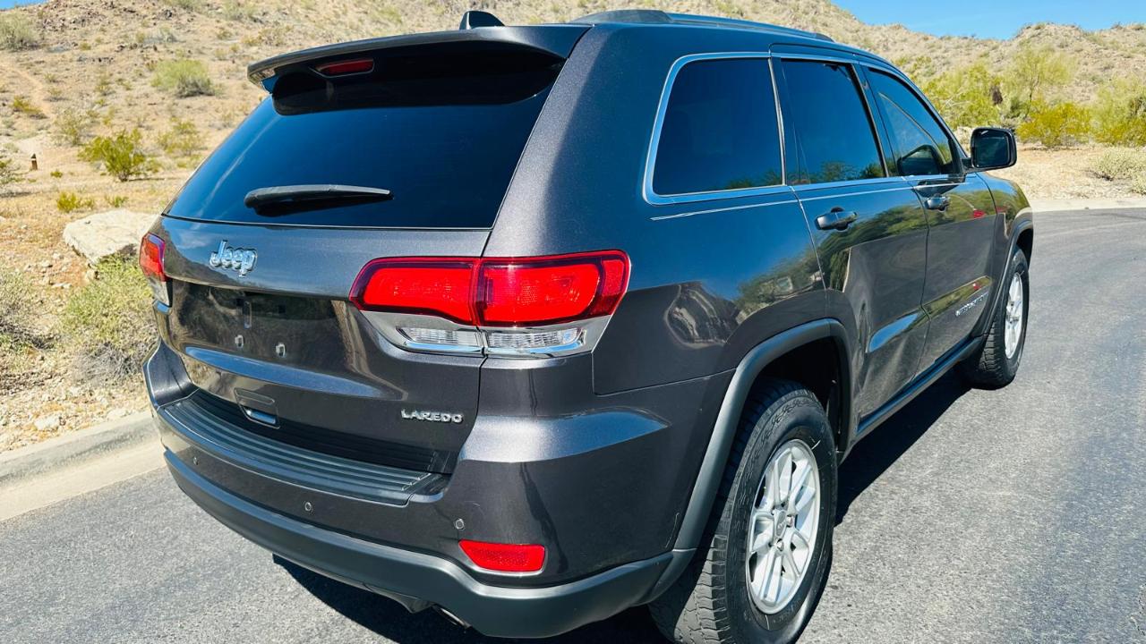 Jeep Grand Cherokee Laredo 2WD 2020