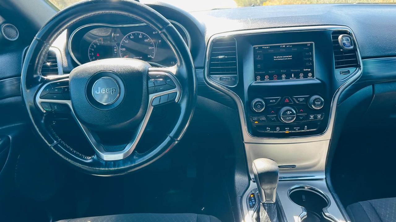 Jeep Grand Cherokee Laredo 2WD 2020