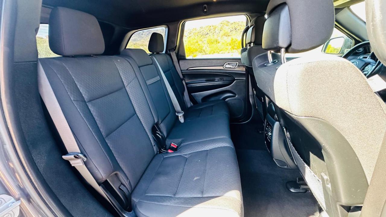 Jeep Grand Cherokee Laredo 2WD 2020