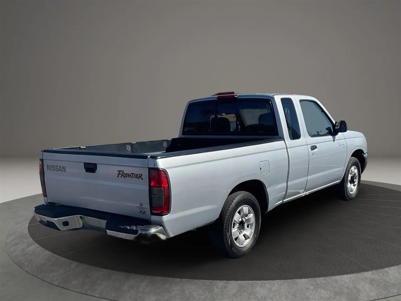 Nissan Frontier  2000