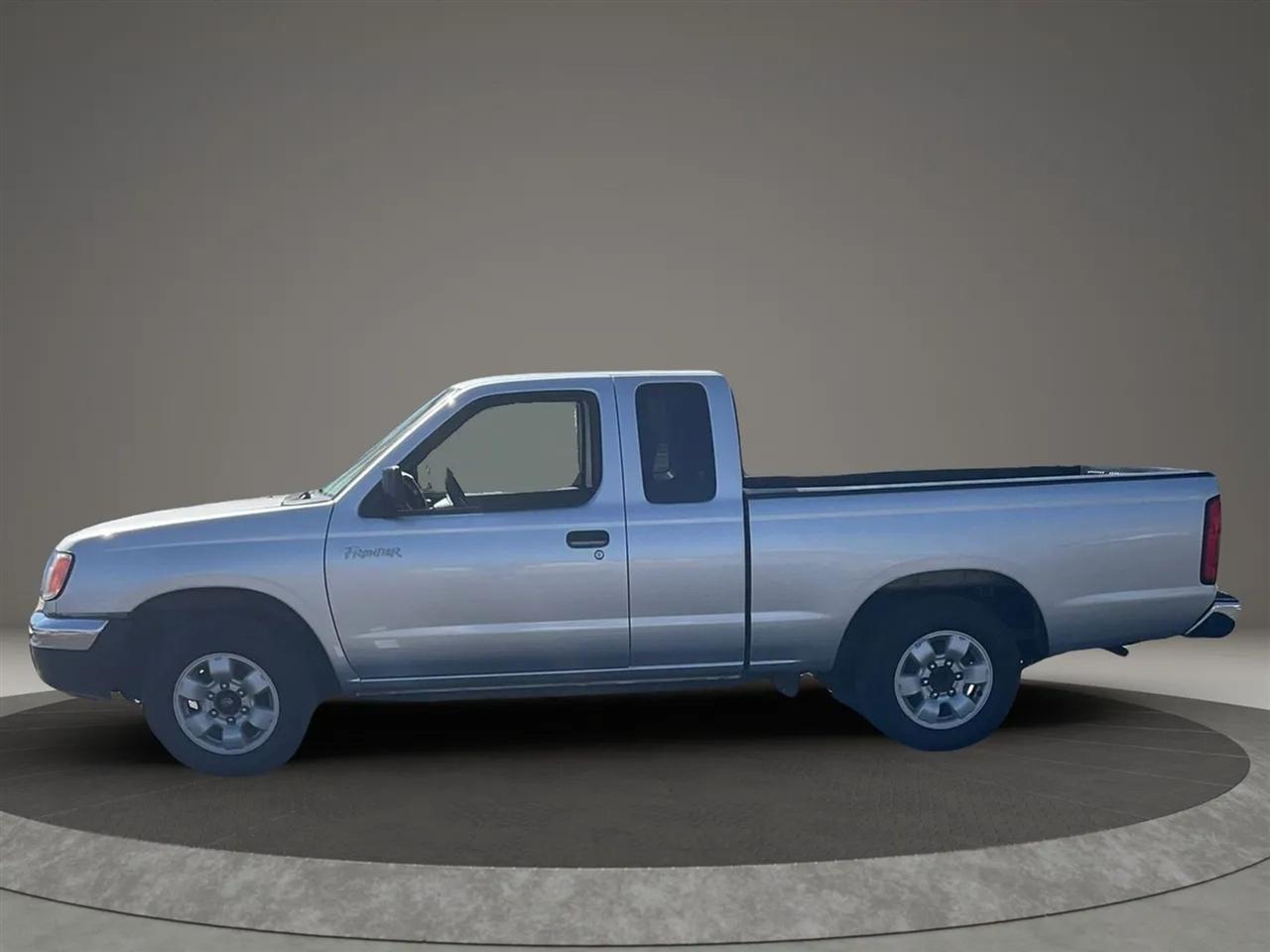 Nissan Frontier  2000