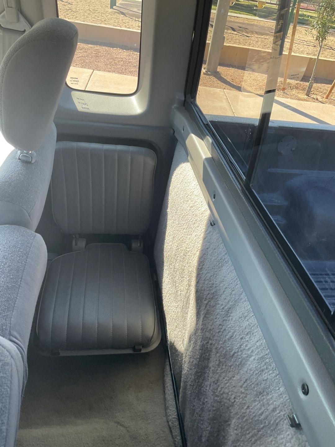 Nissan Frontier  2000