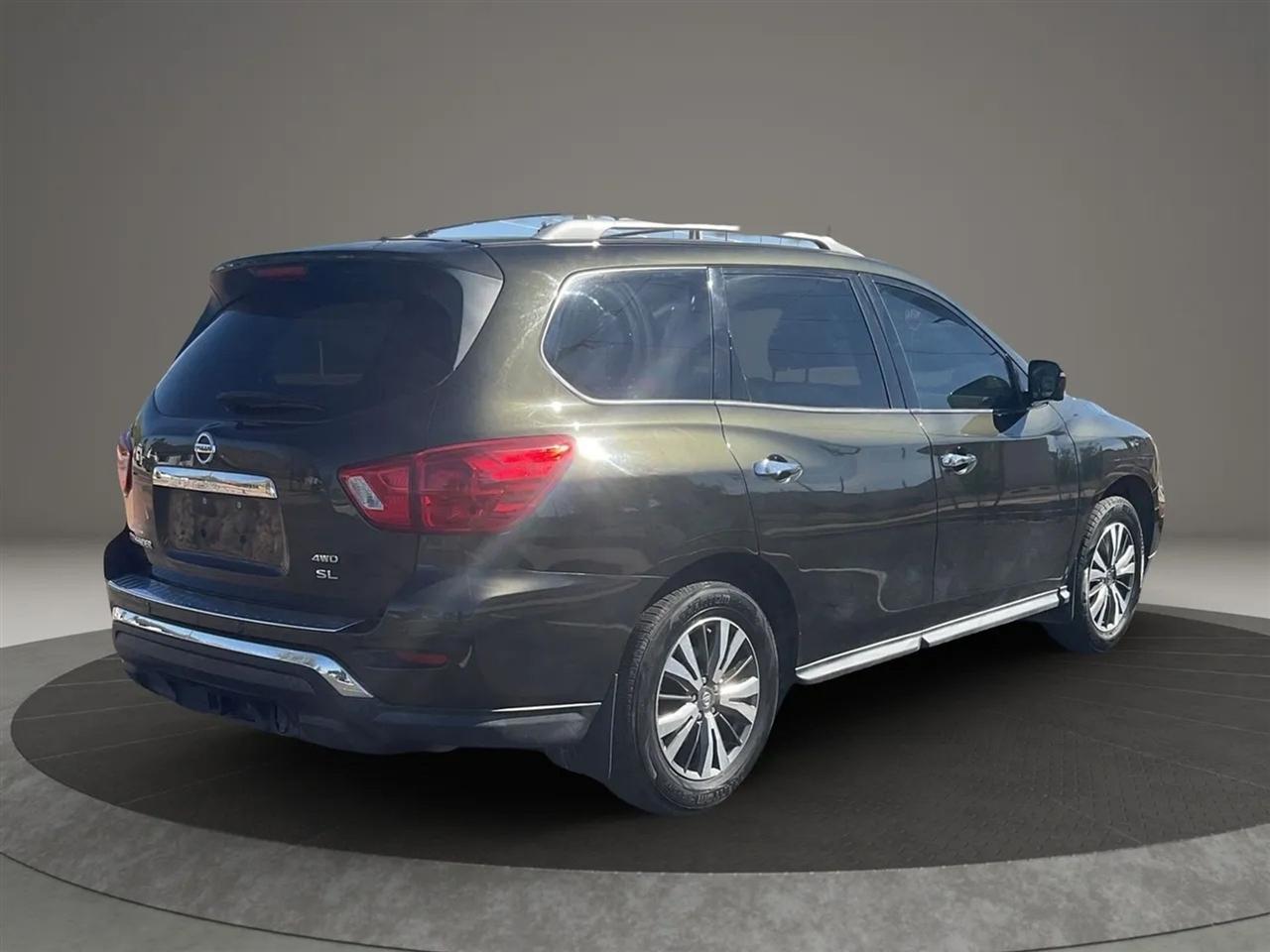 Nissan Pathfinder  2017