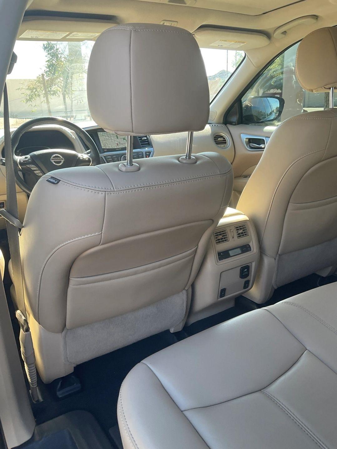 Nissan Pathfinder  2017