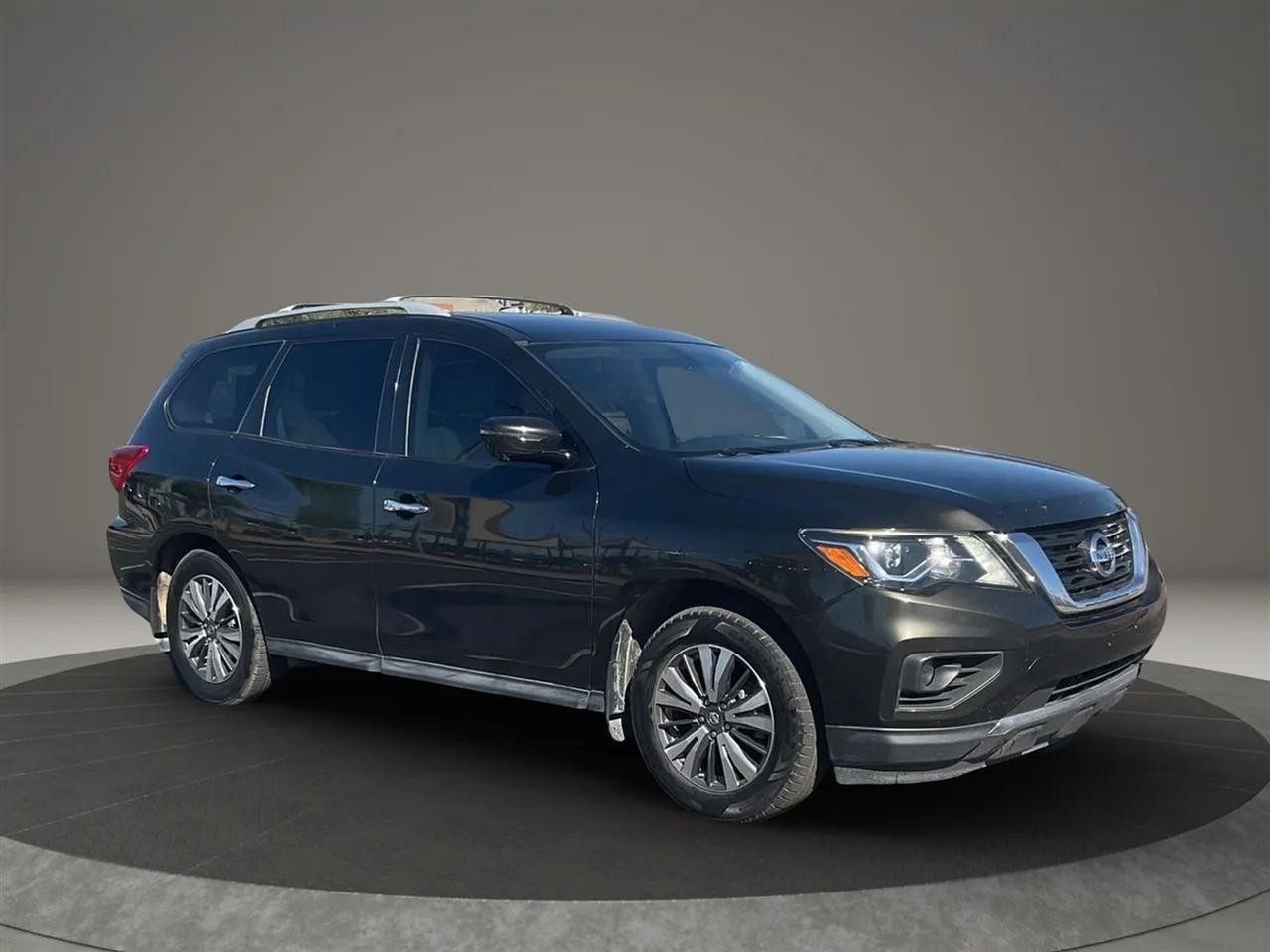 Nissan Pathfinder  2017