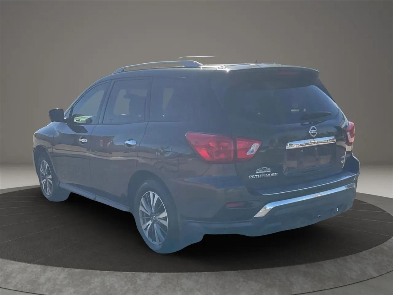 Nissan Pathfinder  2017