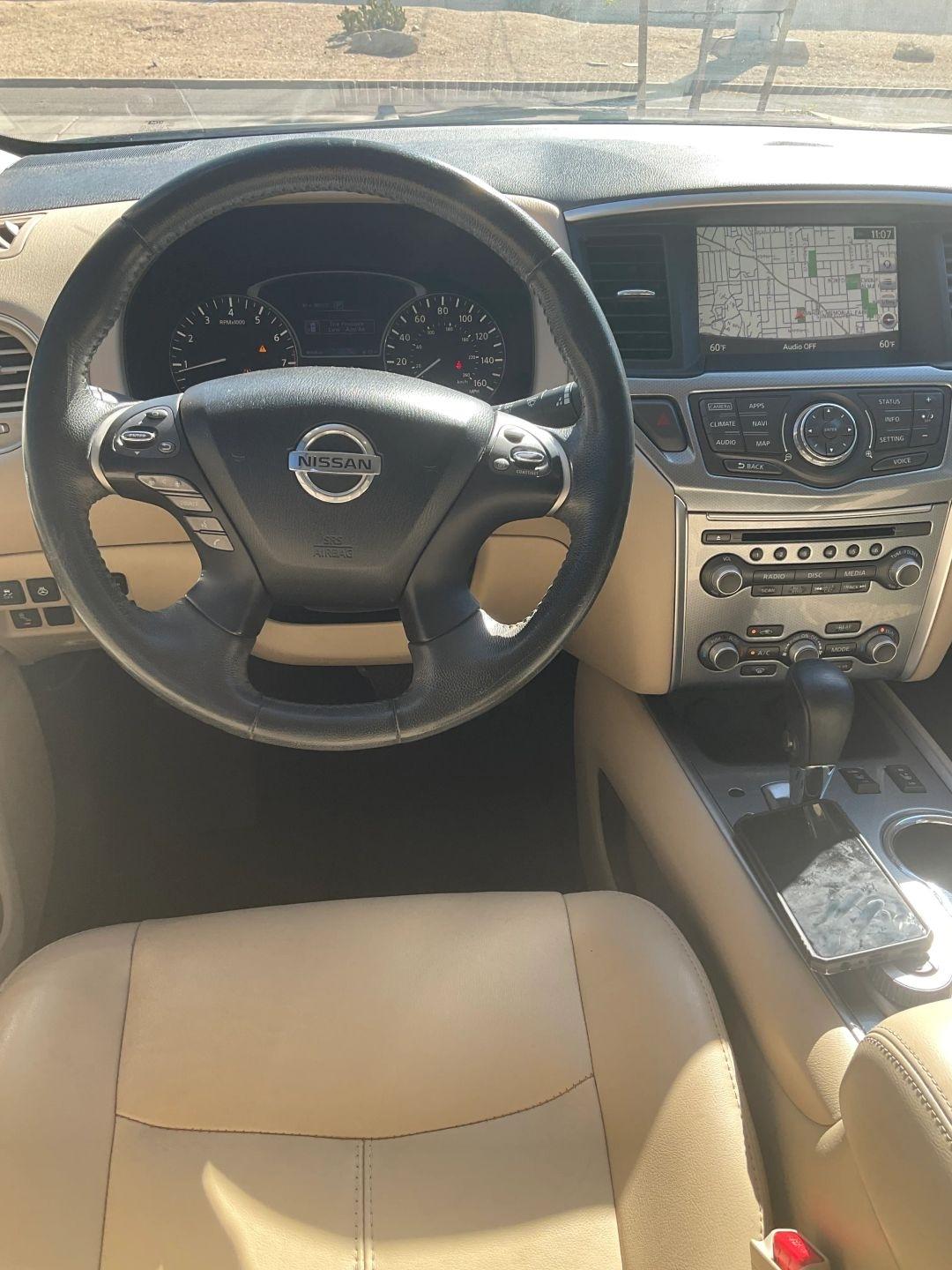 Nissan Pathfinder  2017