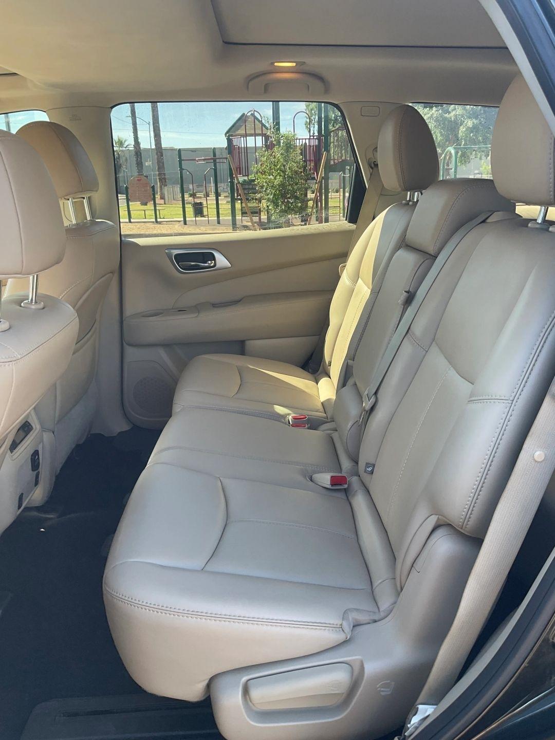 Nissan Pathfinder  2017