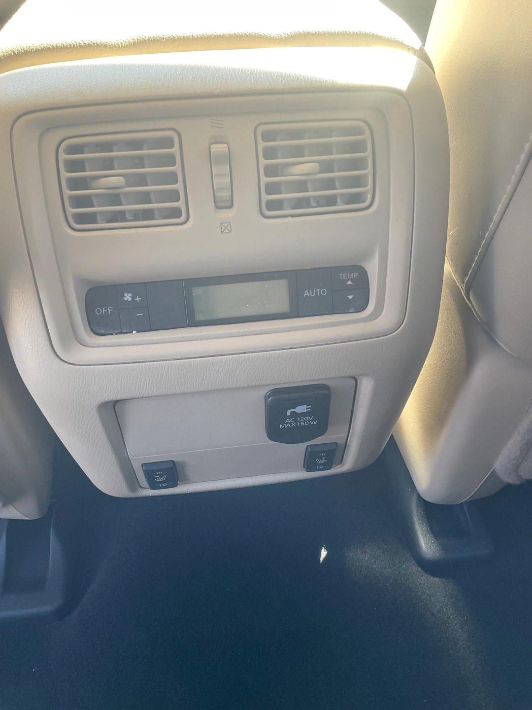 Nissan Pathfinder  2017