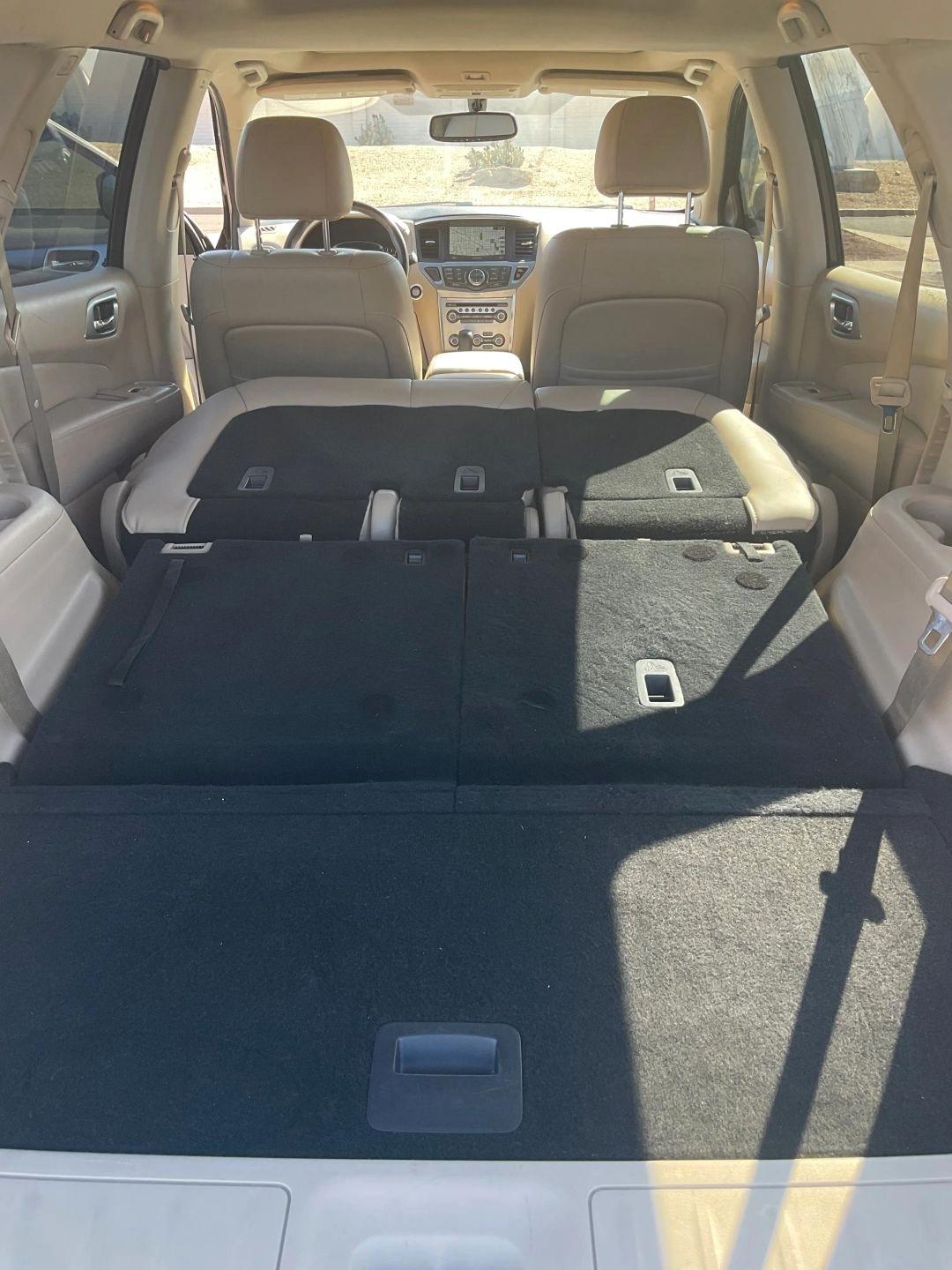 Nissan Pathfinder  2017