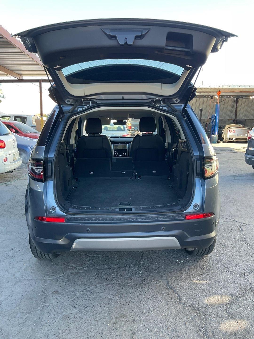 Land Rover Discovery Sport  2021