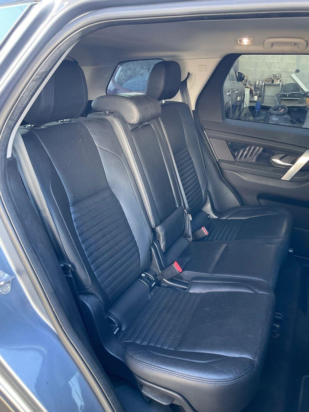 Land Rover Discovery Sport  2021