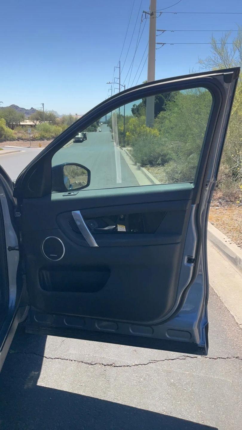 Land Rover Discovery Sport  2021