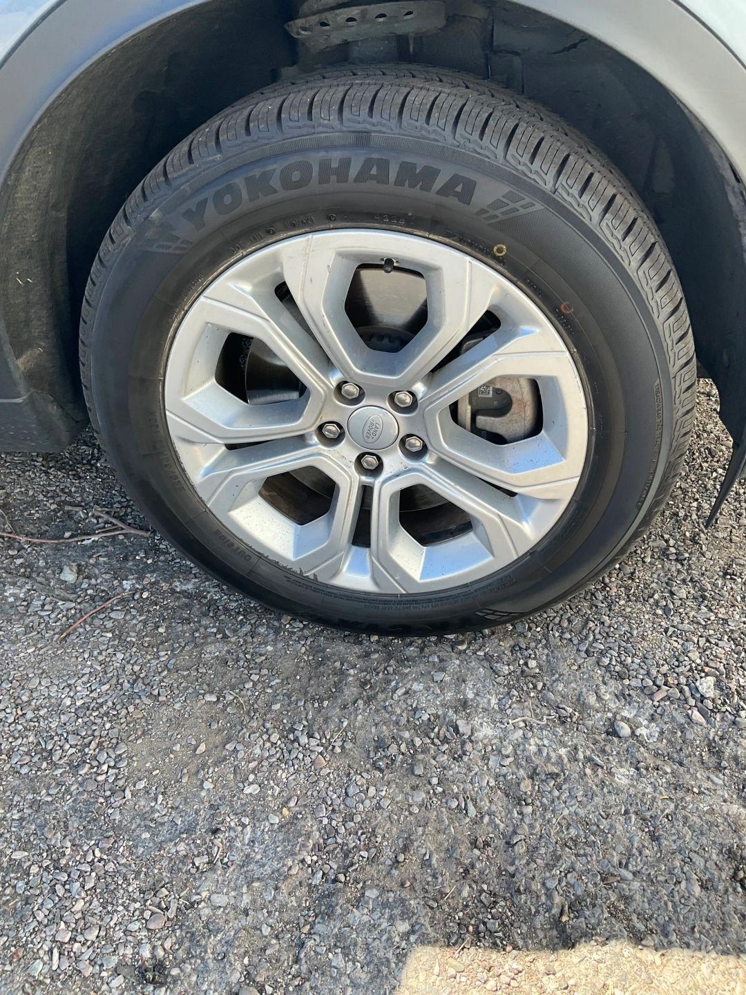 Land Rover Discovery Sport  2021