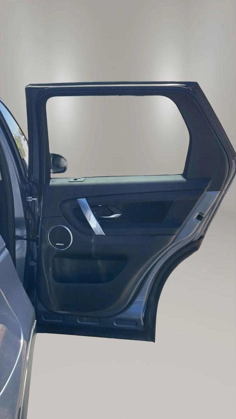Land Rover Discovery Sport  2021