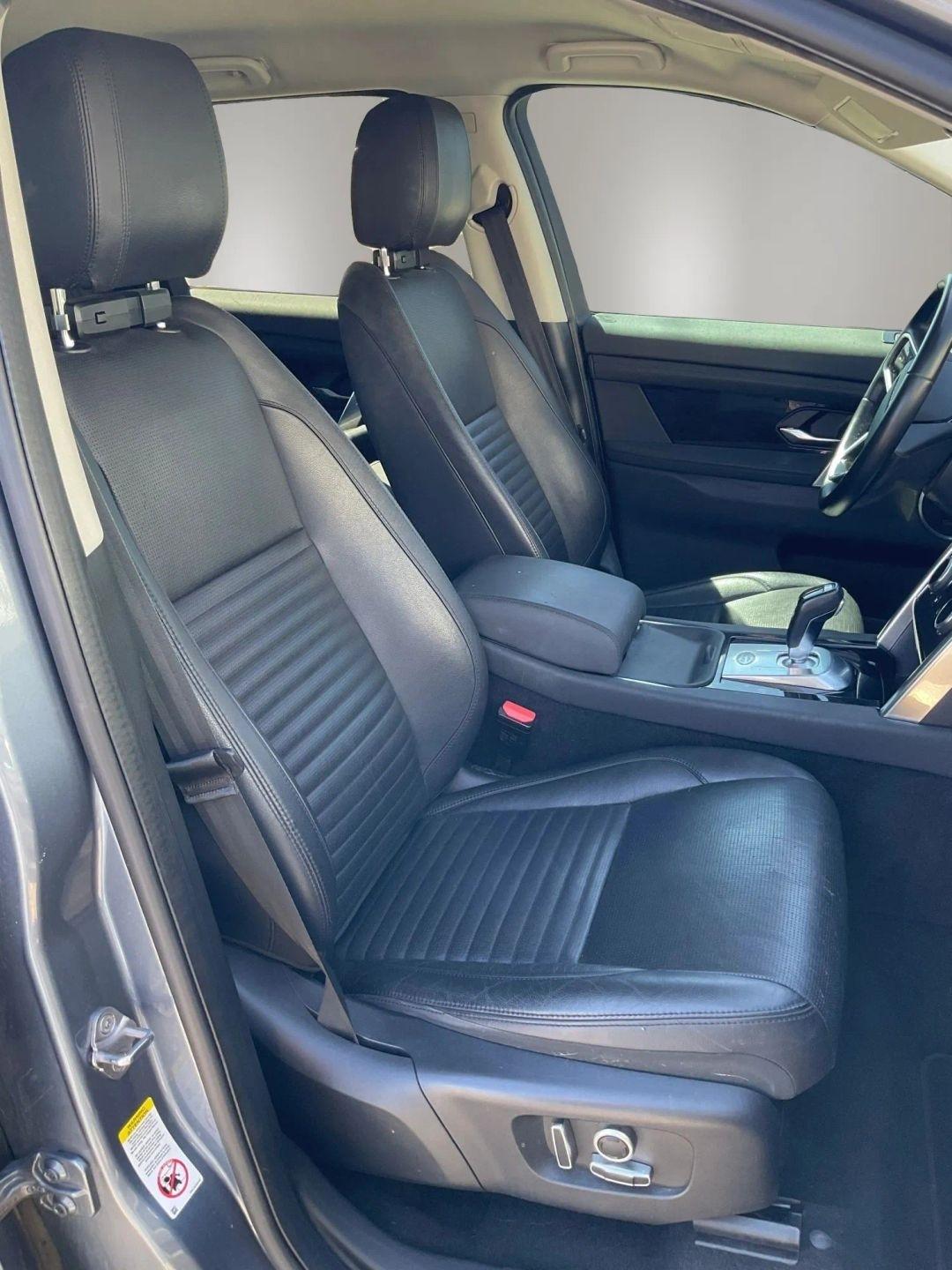Land Rover Discovery Sport  2021