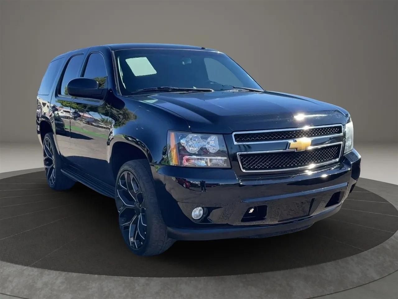 Chevrolet Tahoe  2013