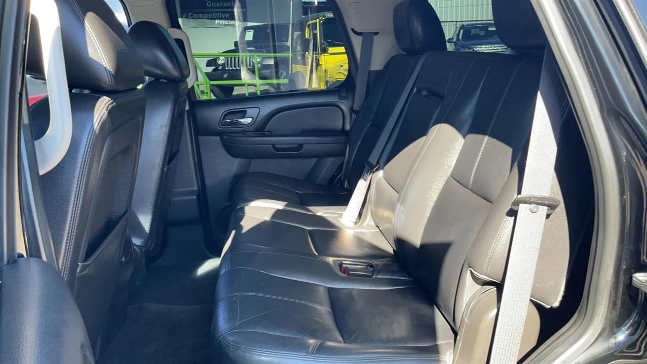 Chevrolet Tahoe  2013