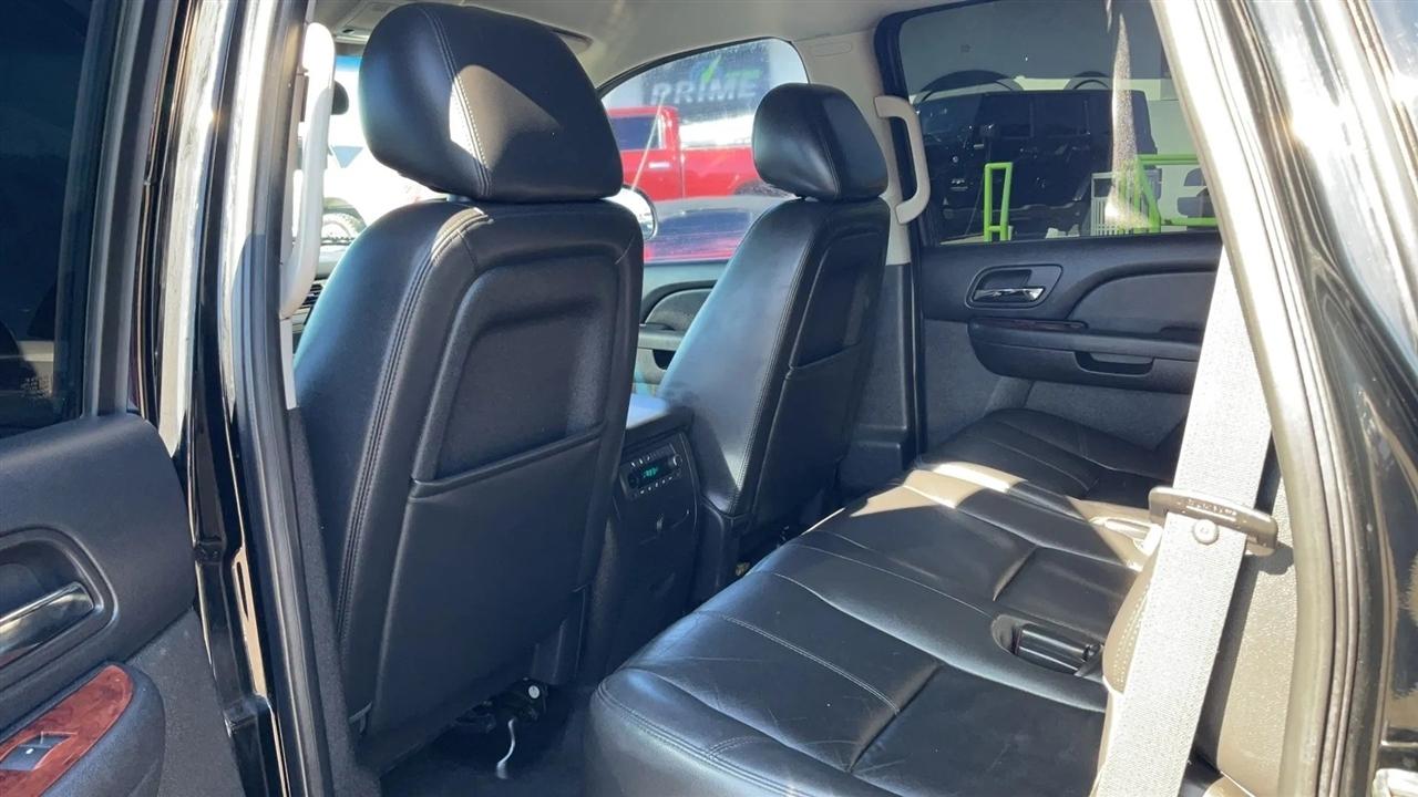 Chevrolet Tahoe  2013