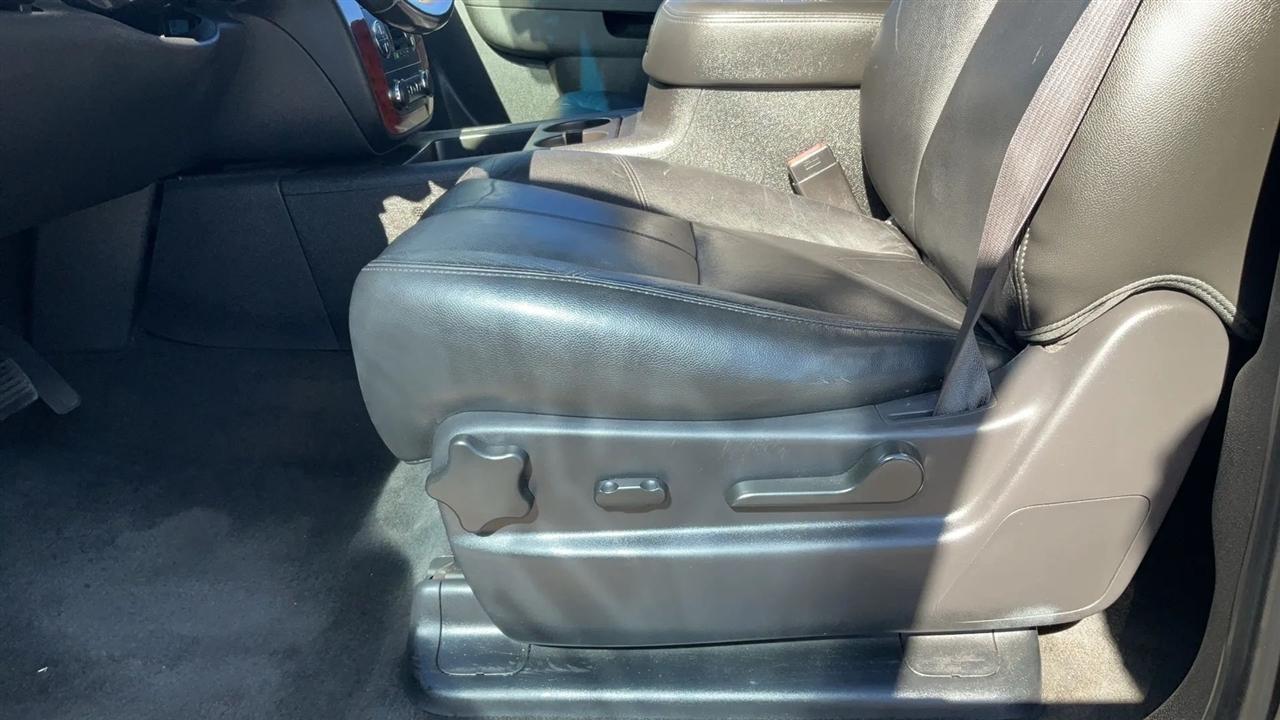 Chevrolet Tahoe  2013