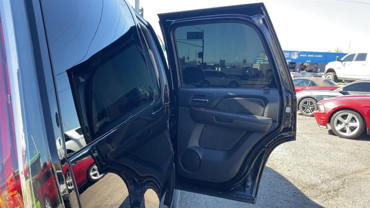 Chevrolet Tahoe  2013