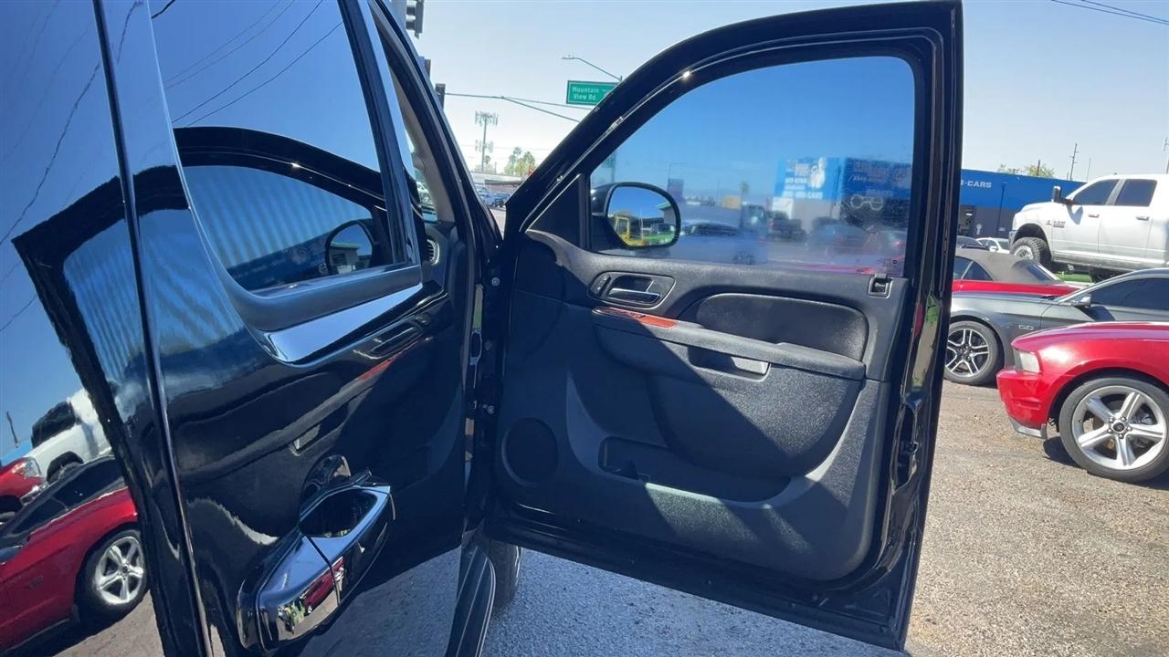 Chevrolet Tahoe  2013