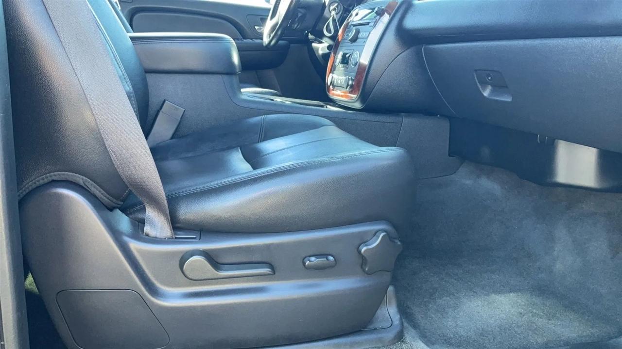 Chevrolet Tahoe  2013