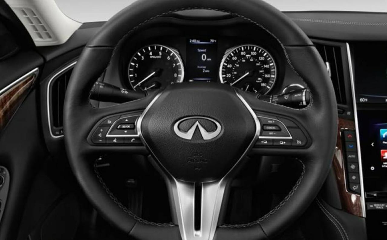 Infiniti Q50 Premium 4D Sedan 3.0t 2017