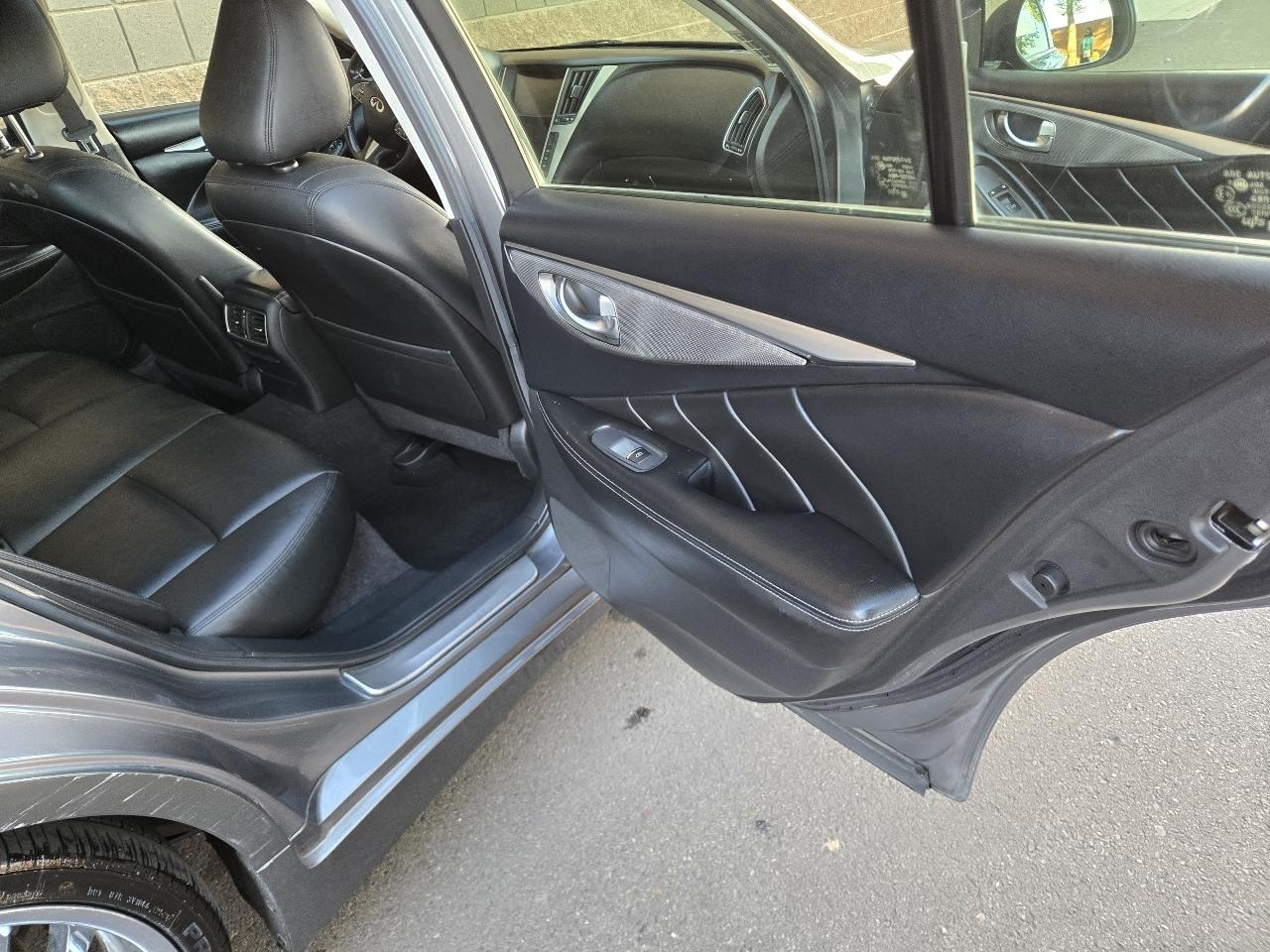 Infiniti Q50 Premium 4D Sedan 3.0t 2017