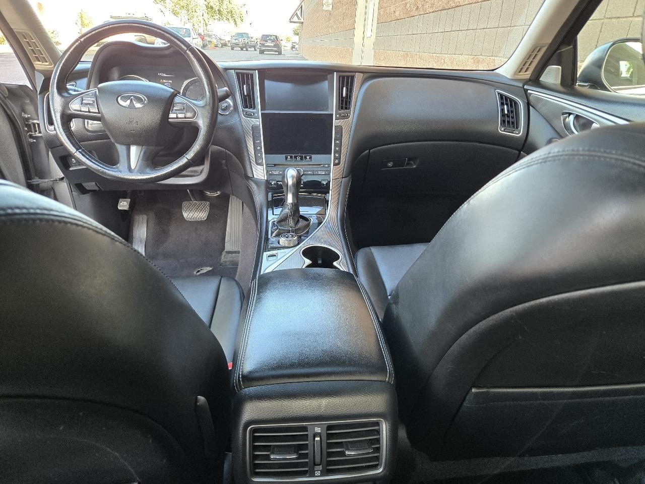 Infiniti Q50 Premium 4D Sedan 3.0t 2017
