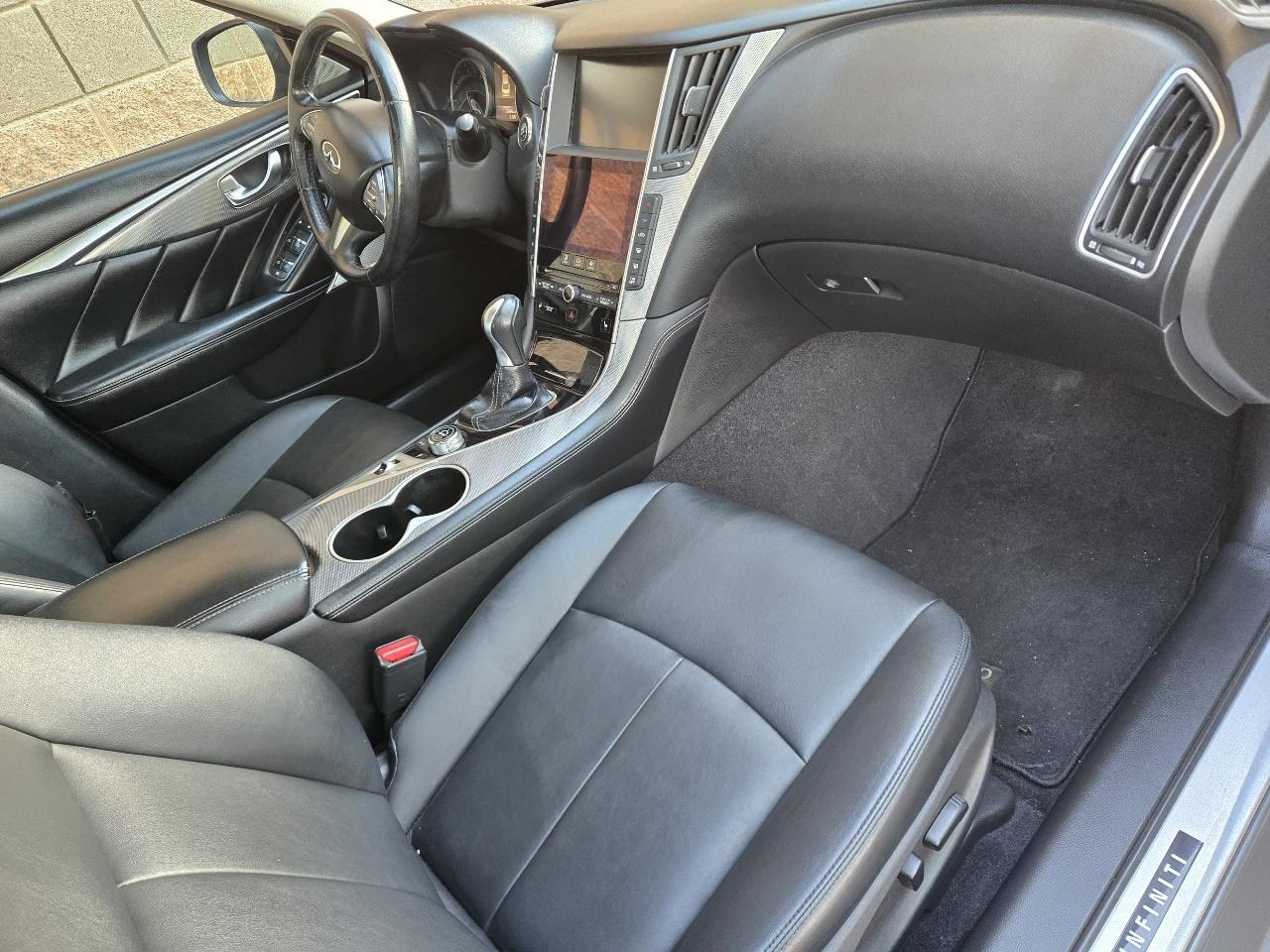 Infiniti Q50 Premium 4D Sedan 3.0t 2017