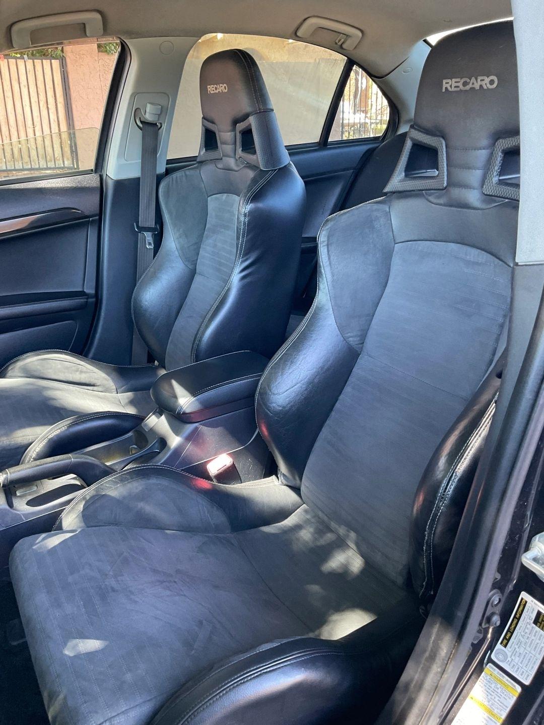 Mitsubishi Lancer  2008