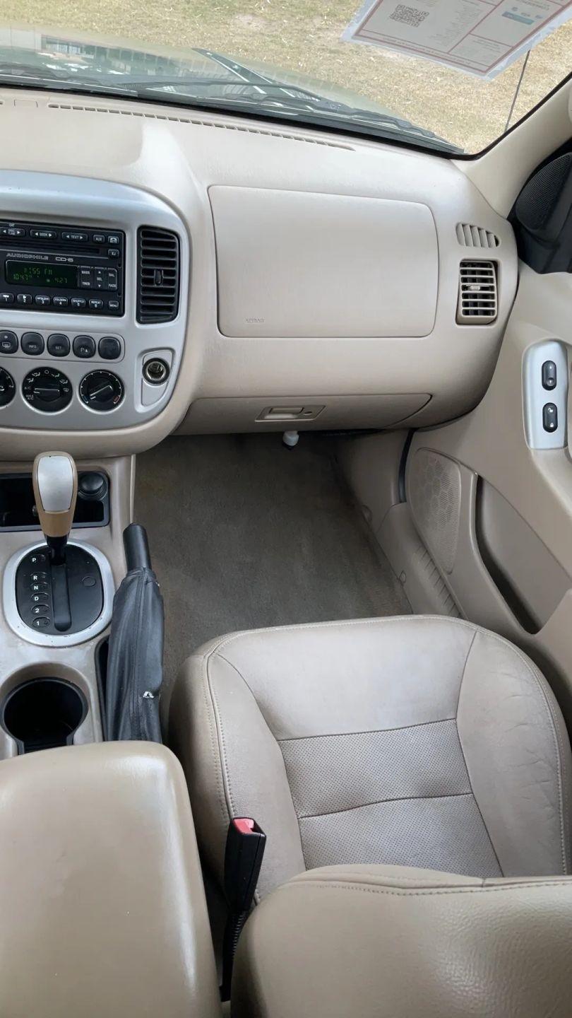 Ford Escape  2006