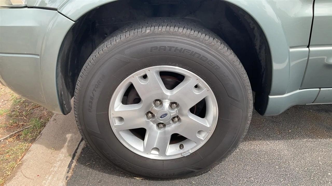 Ford Escape  2006