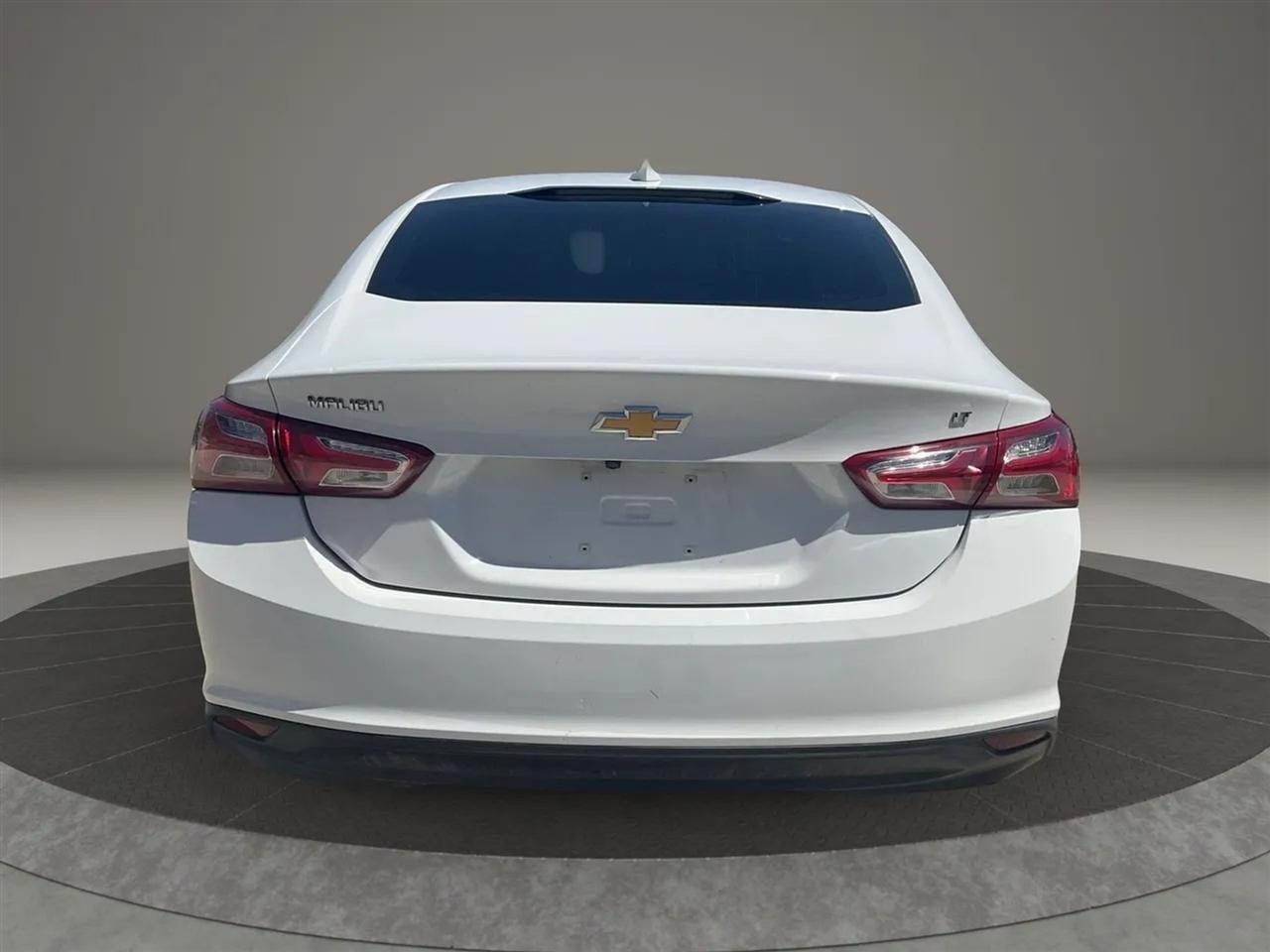 Chevrolet Malibu  2021
