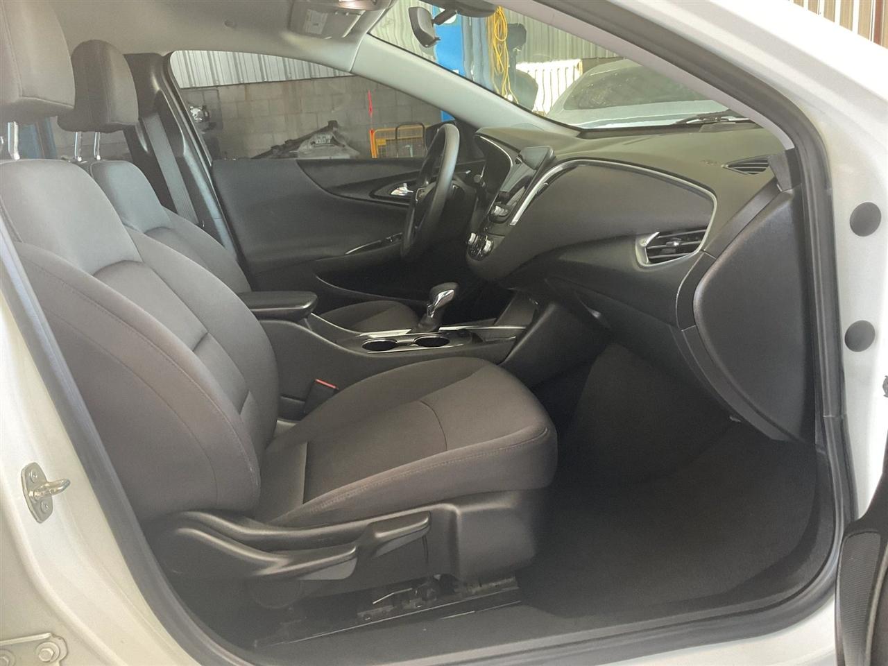 Chevrolet Malibu  2021