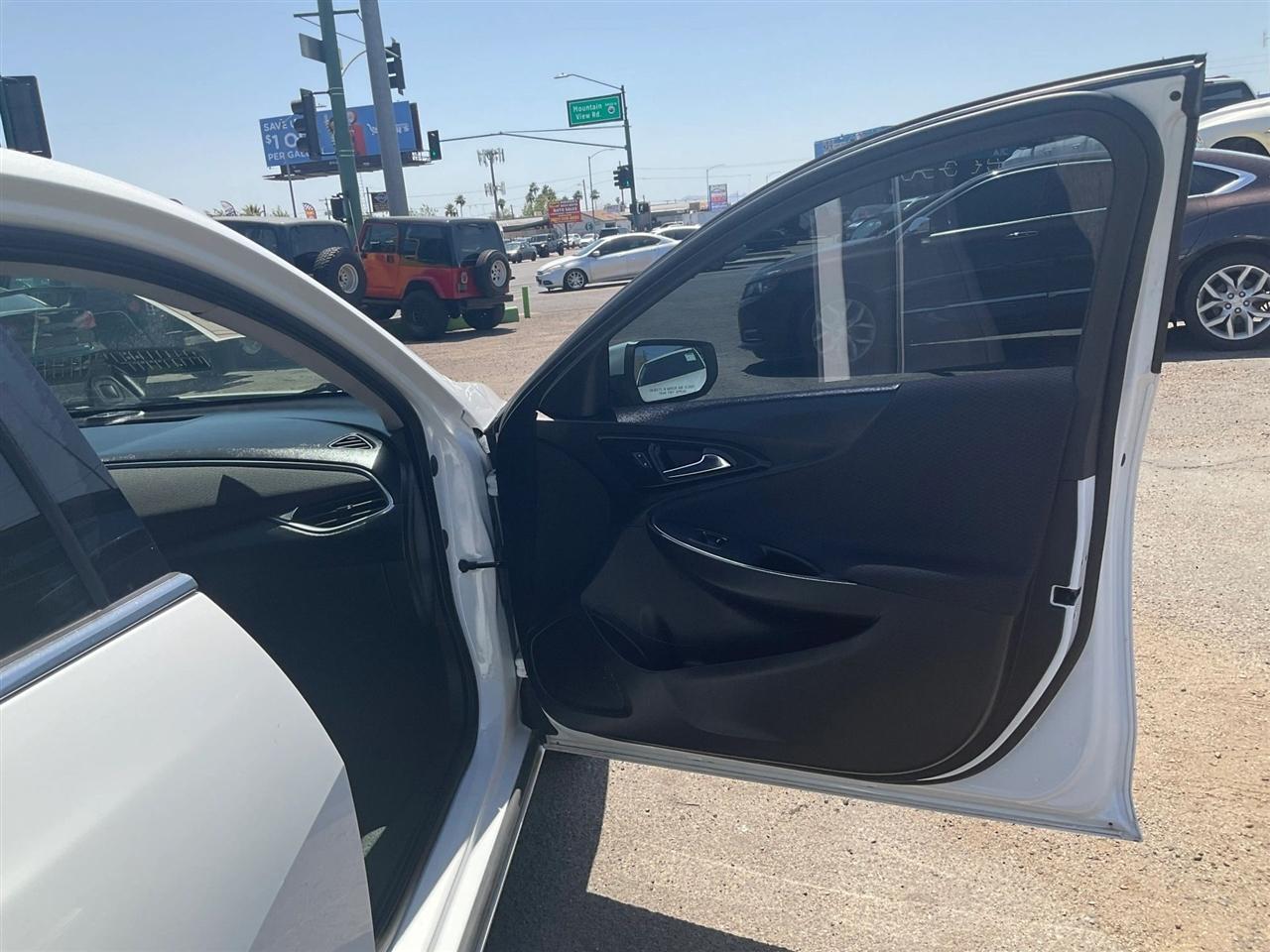 Chevrolet Malibu  2021