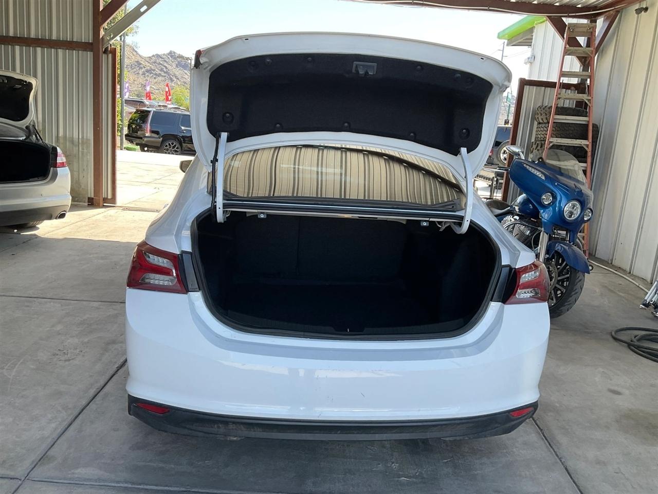 Chevrolet Malibu  2021