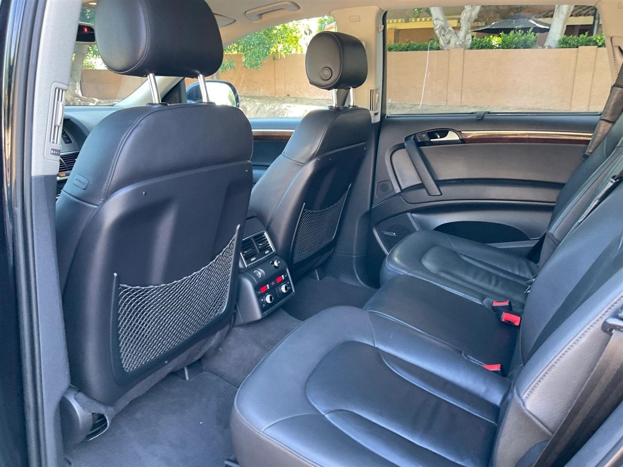 Audi Q7  2015