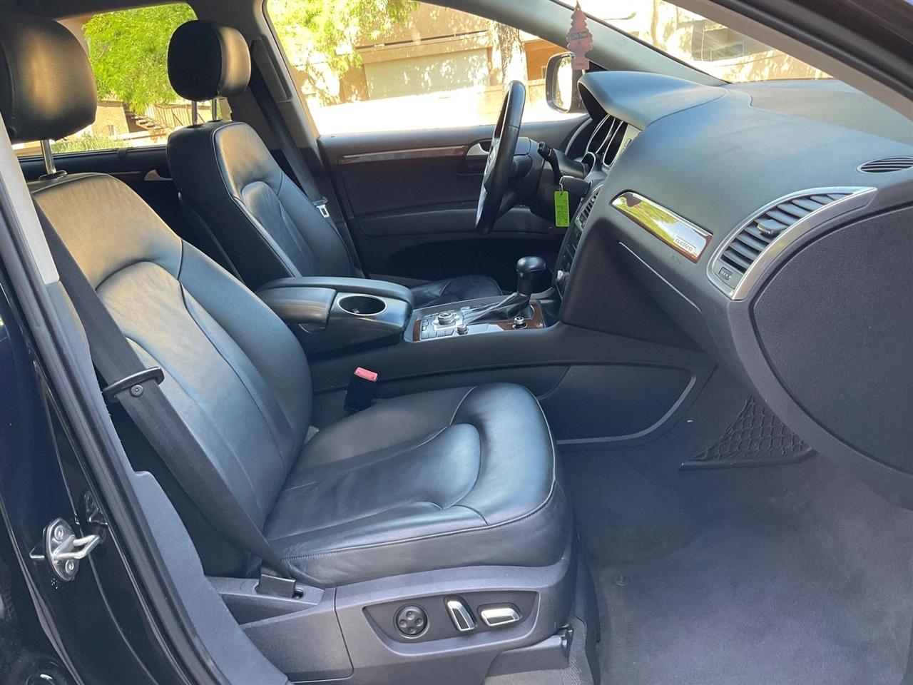 Audi Q7  2015