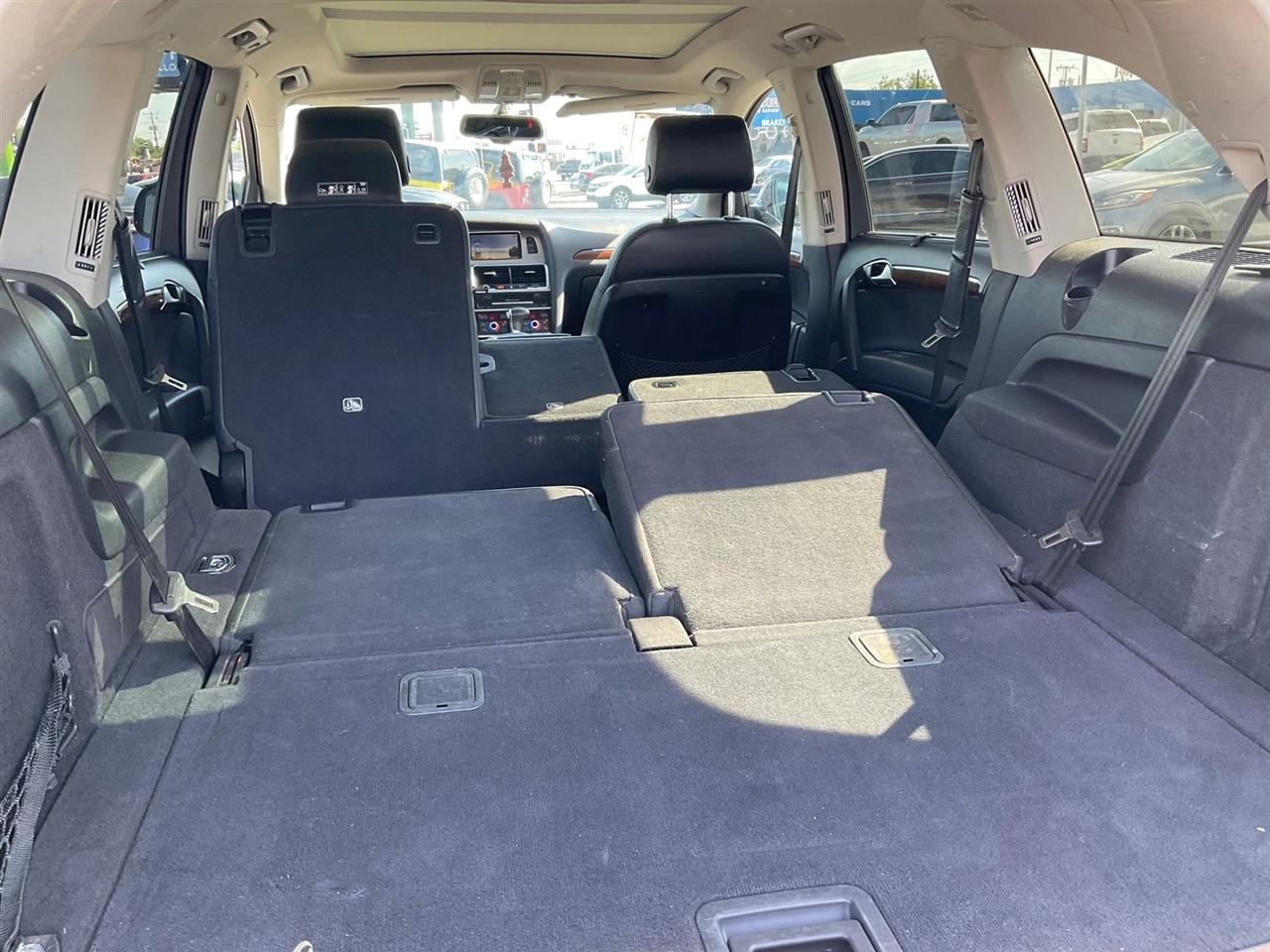 Audi Q7  2015