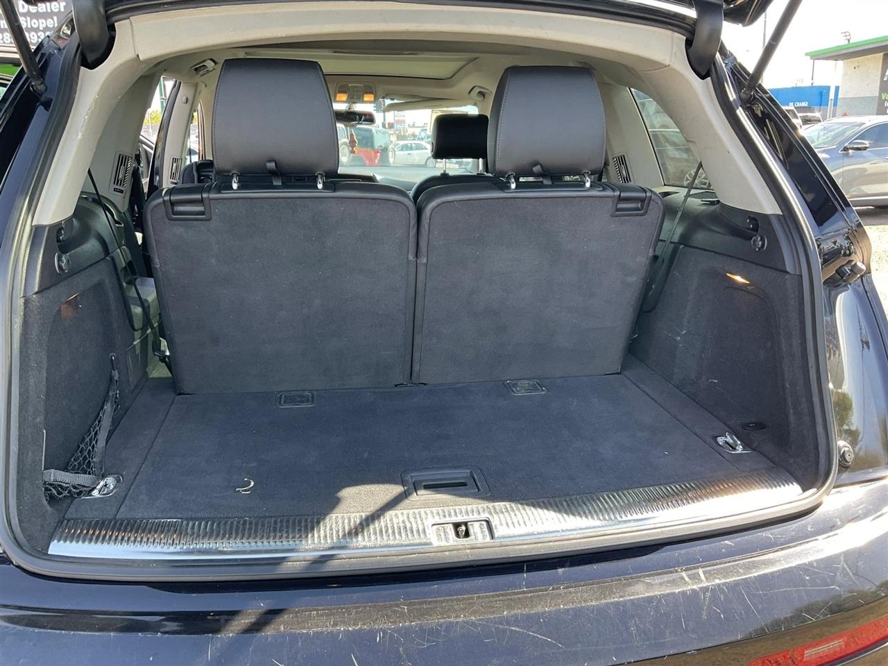 Audi Q7  2015